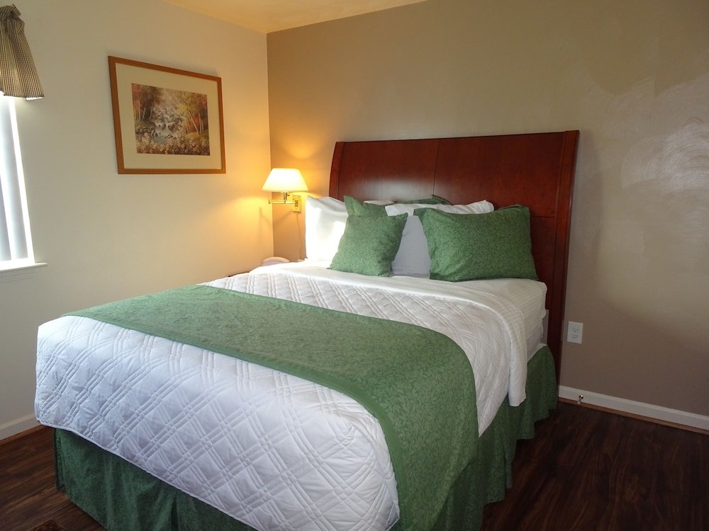 Standard Suite Affordable Corporate Suites - Lynchburg