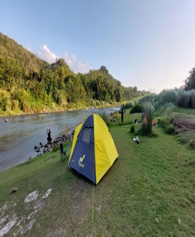 Standard Zimmer Potrobayan River Camp