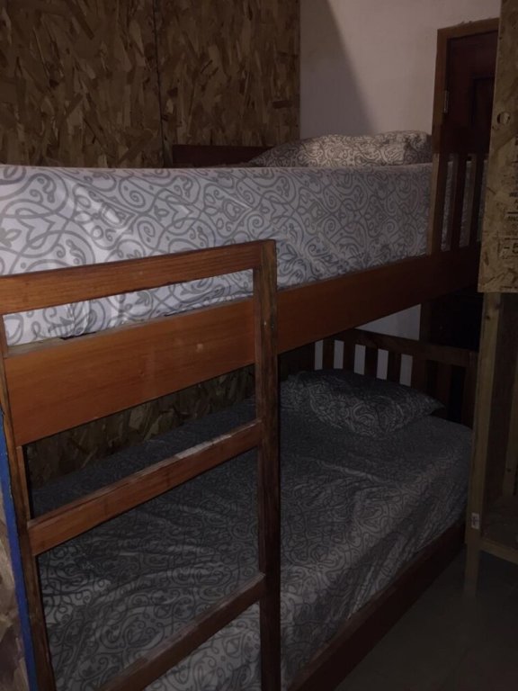 Кровать в общем номере Hostel Mercy Elena