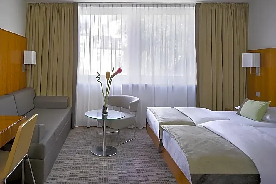 Standard Single room with garden view K+K Hotel am Harras