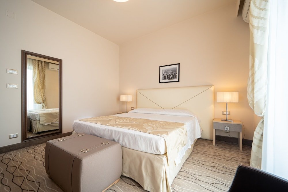 Standard Double room with balcony and with garden view Hotel Ariston Molino Buja