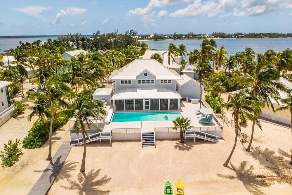 Cottage S'kai Blue by Grand Cayman Villas & Condos