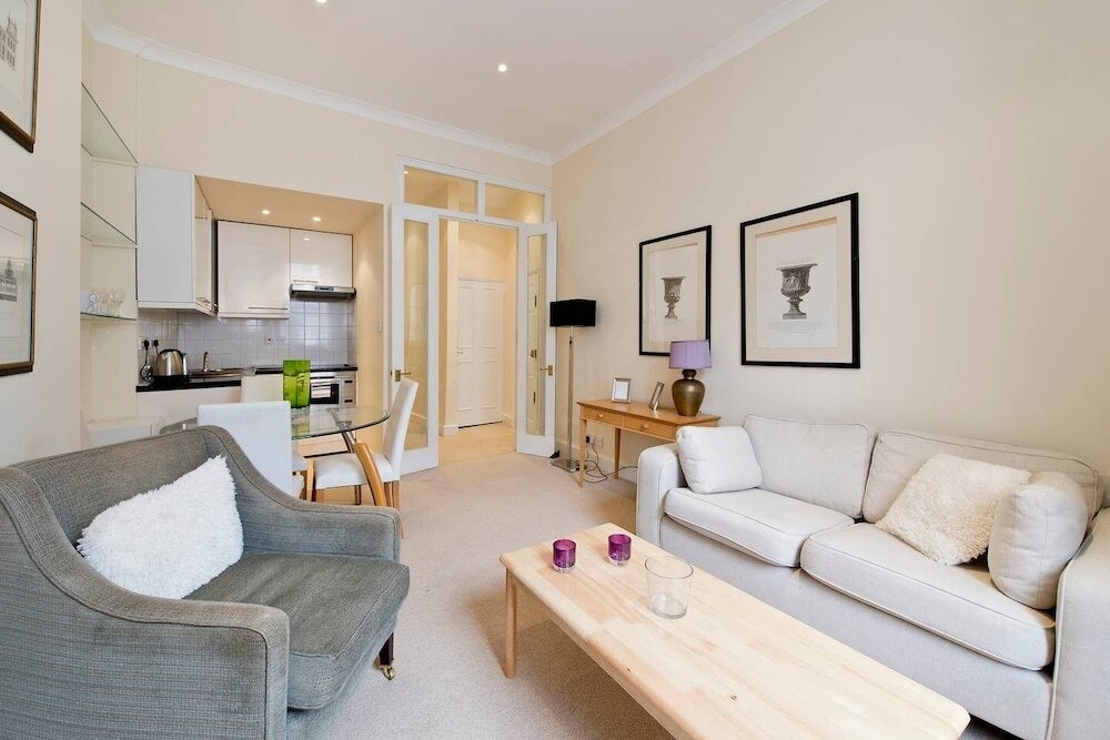 Апартаменты Charming 1 Bed Apt in Pimlico - Walk to Palace