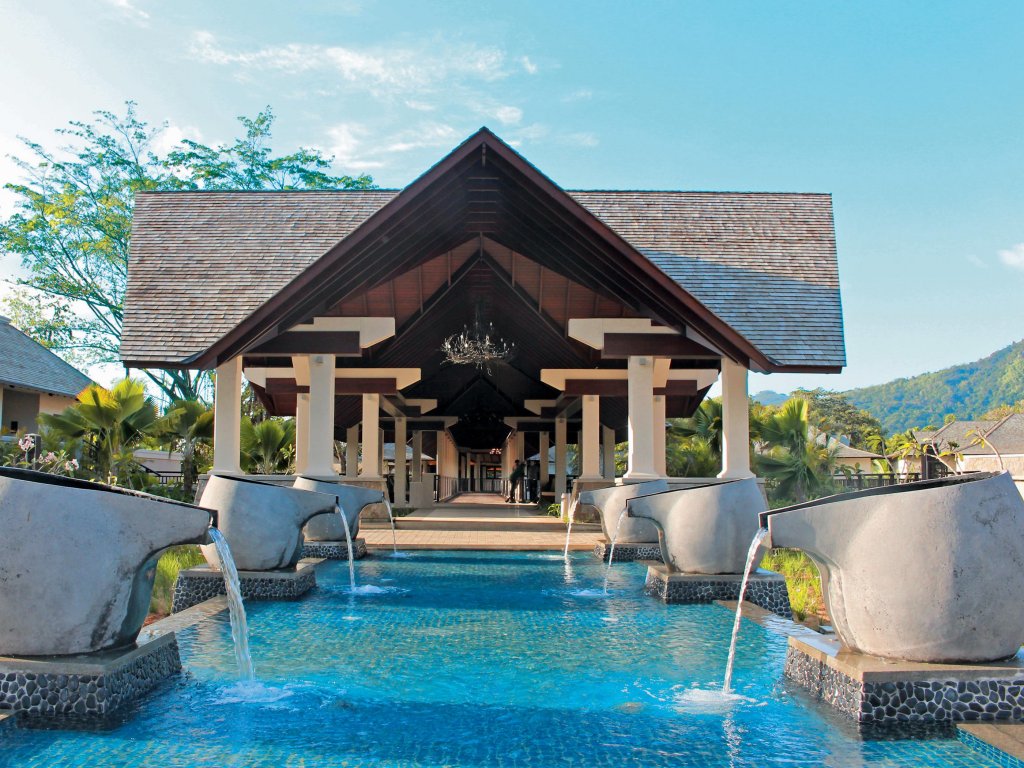 Двухместный полулюкс Garden Terrace STORY Seychelles