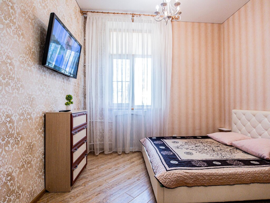 Premium Apartment 67Kvartir on Kommunisticheskaya Street