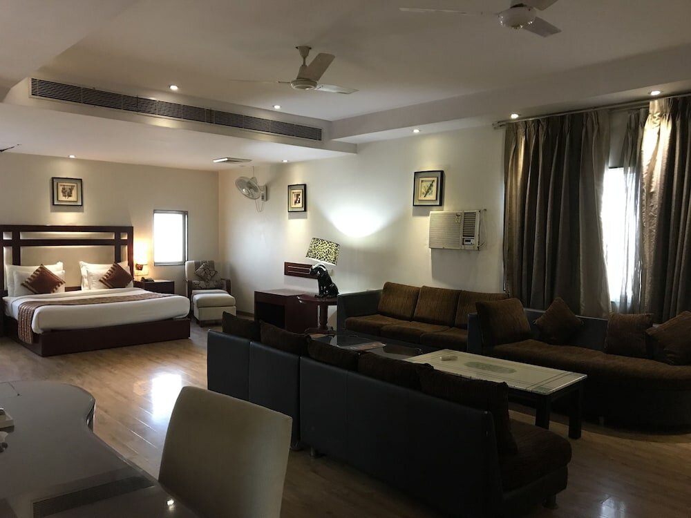 Suite Delite Hotel - Faridabad