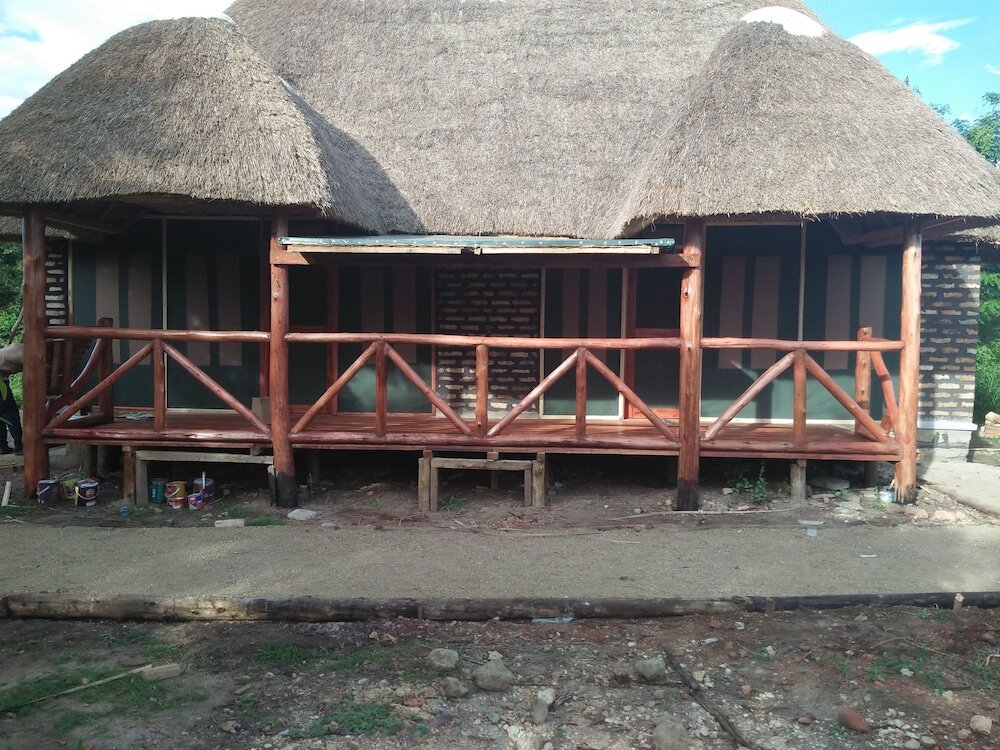 Habitación familiar Estándar con balcón Irungu Forest Safari Lodge