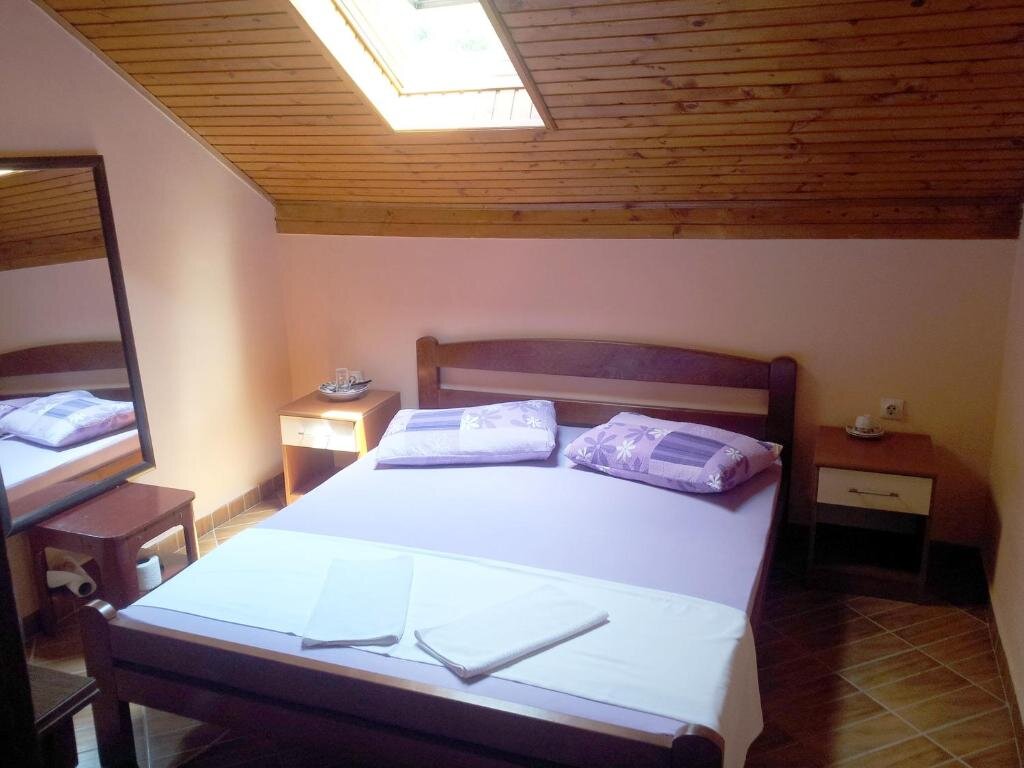 Standard room Apartments Kaludjerovic