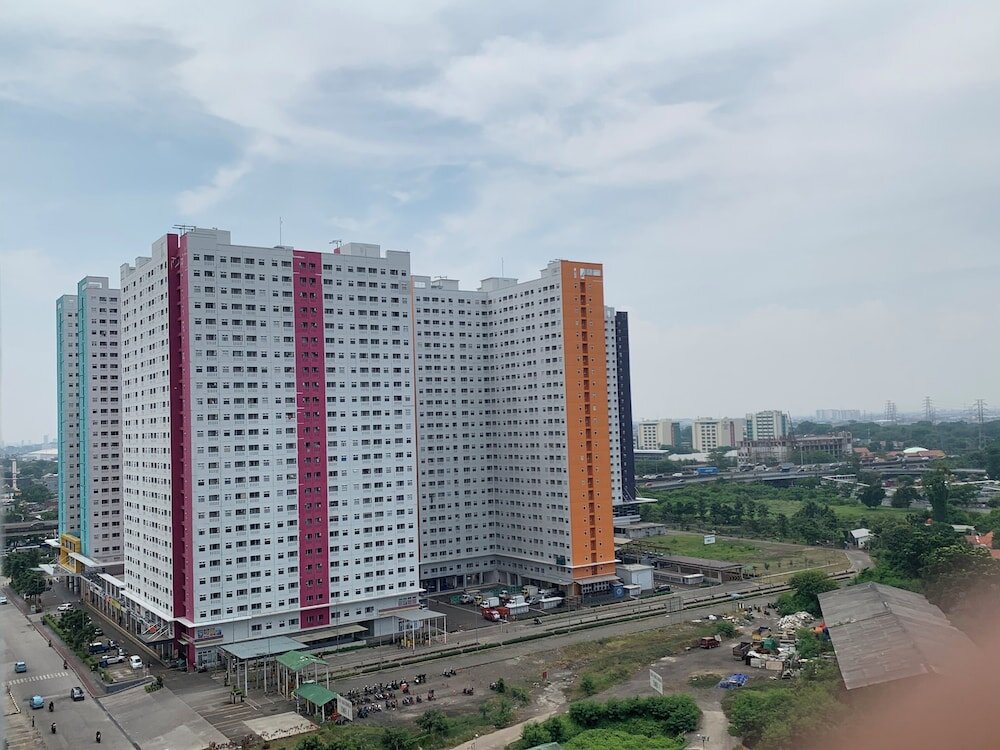 Deluxe Apartment Comfort And Simply 2Br Green Pramuka City Apartment