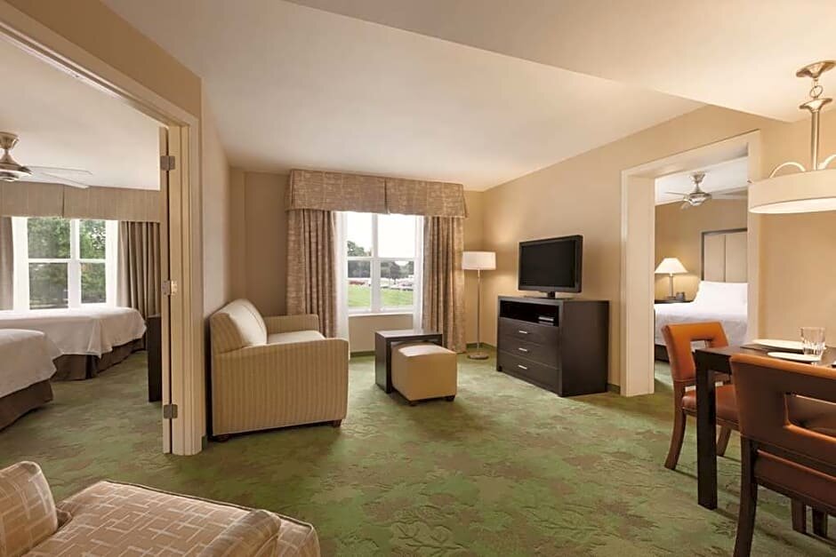 Четырёхместный номер Standard с 2 комнатами Homewood Suites by Hilton Harrisburg-West Hershey Area