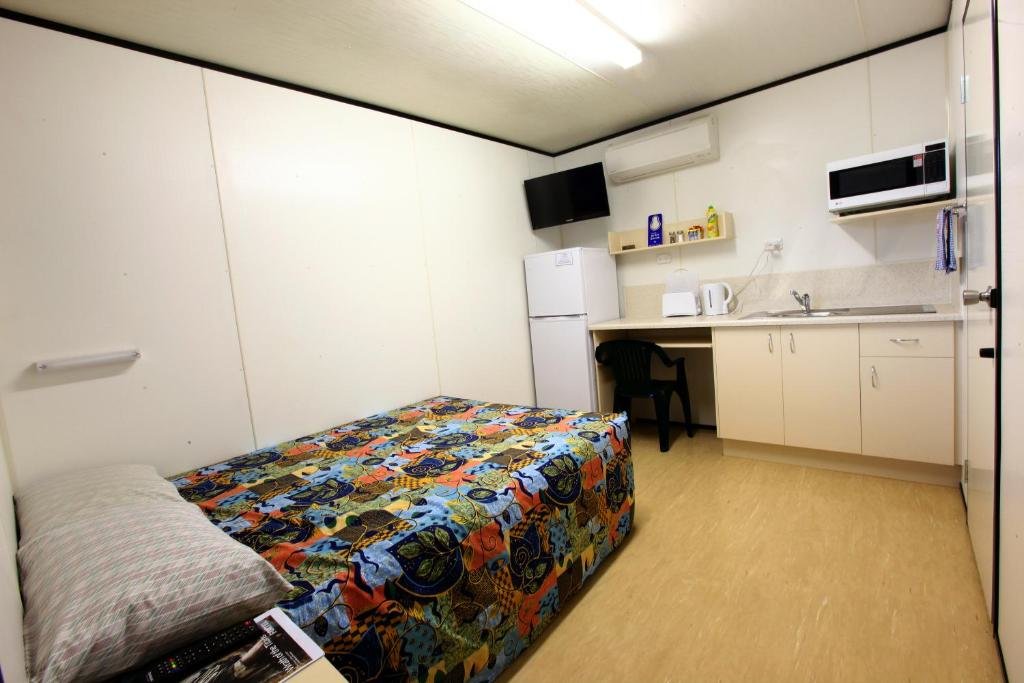 Deluxe Double room with balcony Leichhardt Accommodation