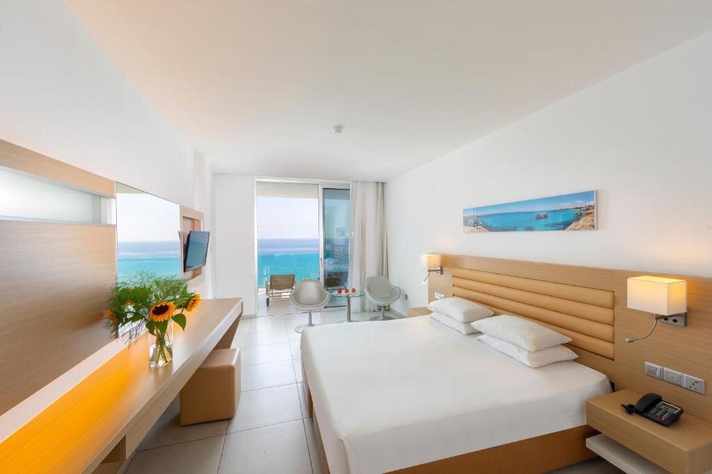 Двухместный номер Superior с видом на море Vrissaki Beach Hotel