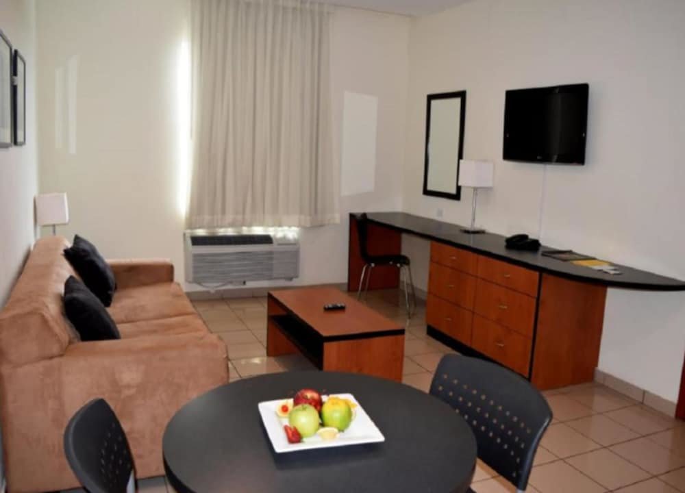 Suite Standard Comfort Inn Real La Union