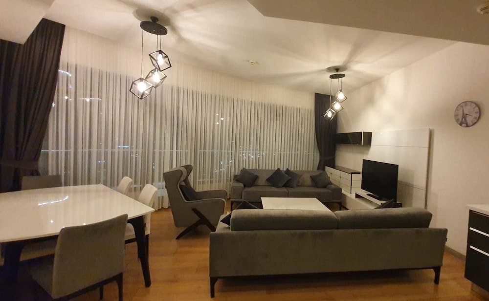Familie Apartment mit Balkon Mall Of İstanbul The Residence