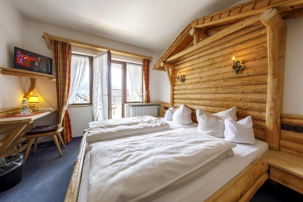 Standard Double room with balcony Hotel & Gasthof Fraundorfer