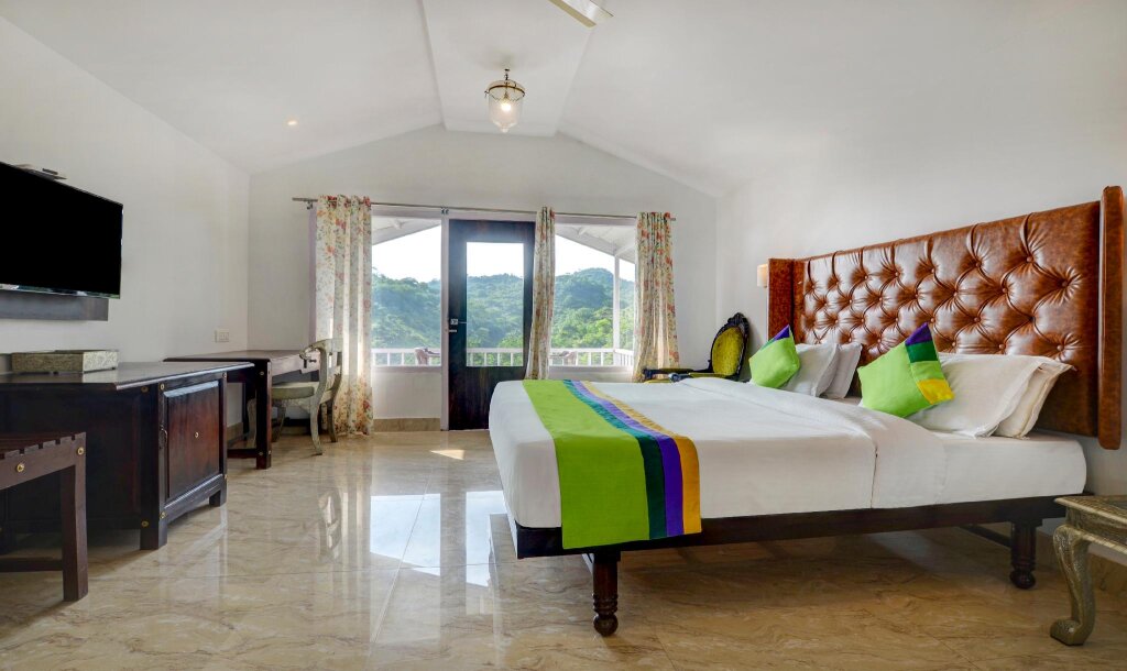 Номер Premium Treebo Trend Hotel Kumbhal Castle With Valley View