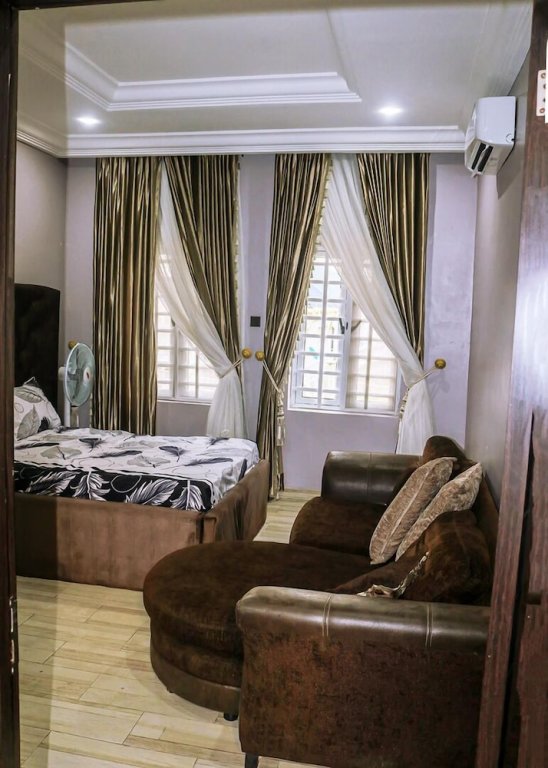 Villa Remarkable 3-Bed Villa in Ajah Ogombo