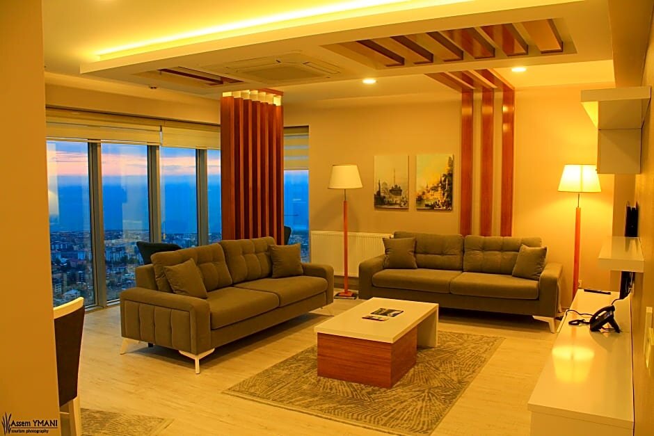 Люкс с видом на море Апарт-Отель Qamar Prestige Suites