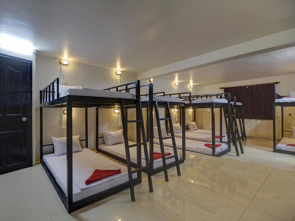Кровать в общем номере (женский номер) Siem Reap Pub Hostel