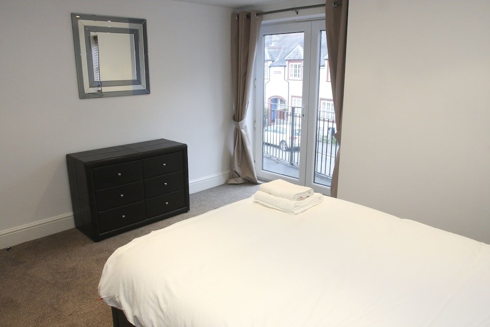 Апартаменты Classic 2 Bed Apt in Chorleywood Near Station