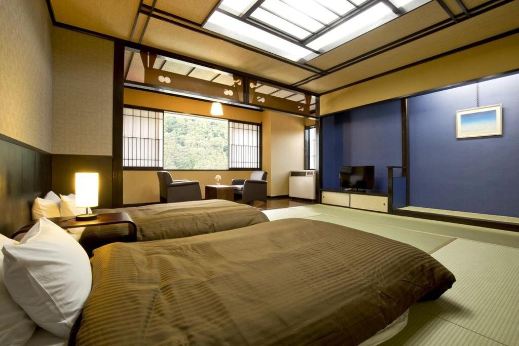 Standard Triple room with view Takamiya Ryokan Beni