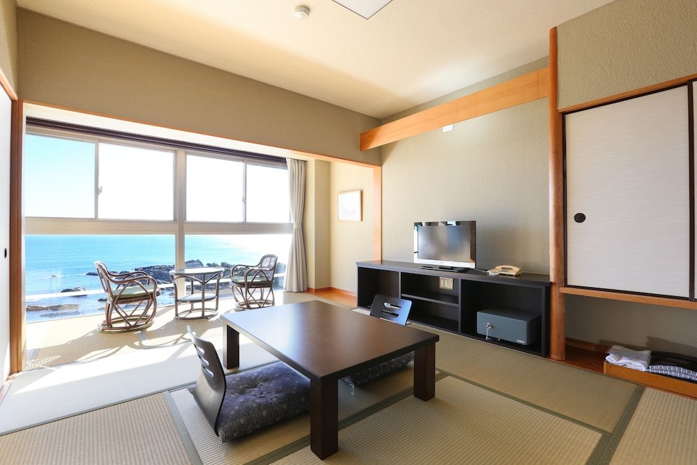 Четырёхместный номер Standard с видом на океан Shiosai Resort Kamogawa