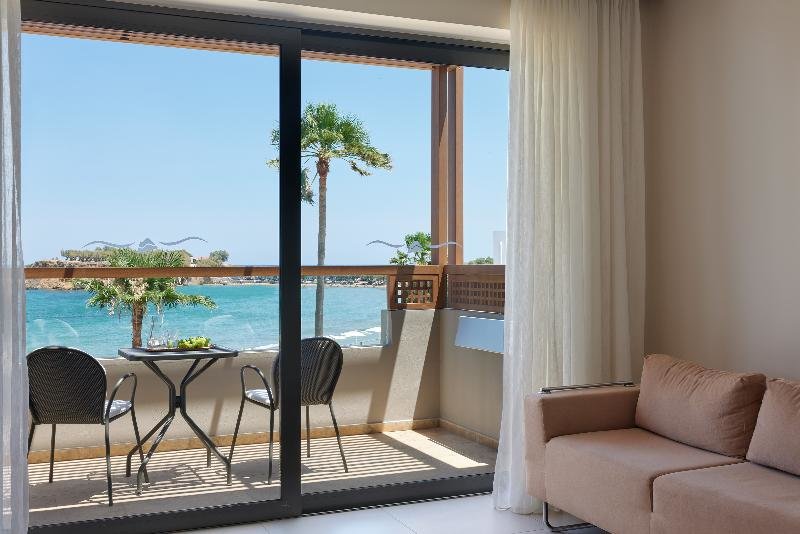 Двухместный номер Standard с балконом и seafront Atlantica Kalliston Resort