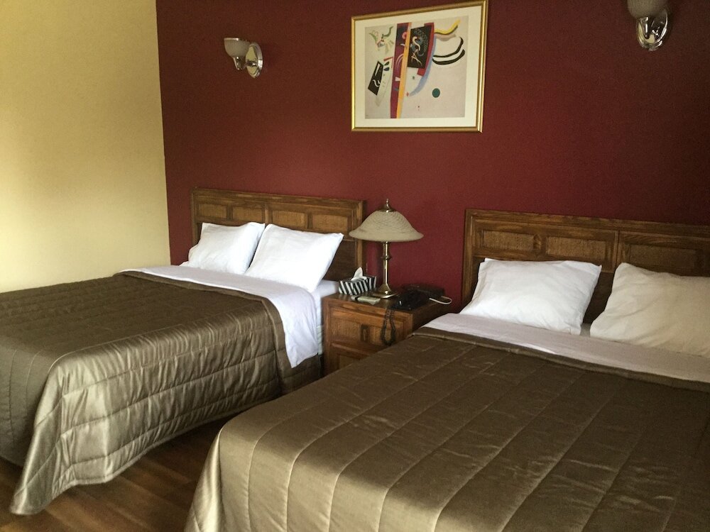 Четырёхместный номер Standard Hotel Motel Hospitalité