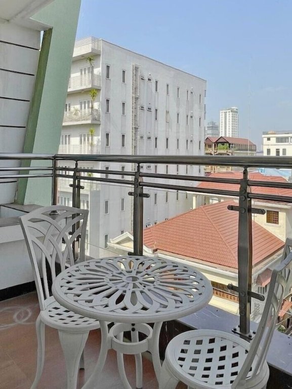 Апартаменты с 2 комнатами с балконом Rumnea Apartment