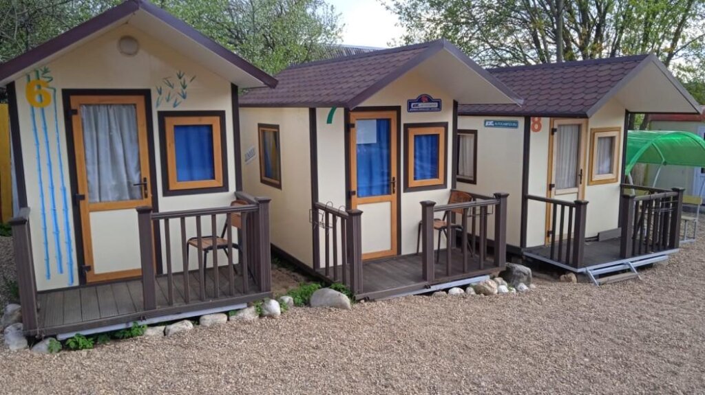 Économie triple cottage Borovsk City Camping