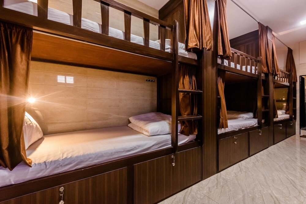 Кровать в общем номере (мужской номер) Awesome Dormitory - Men only