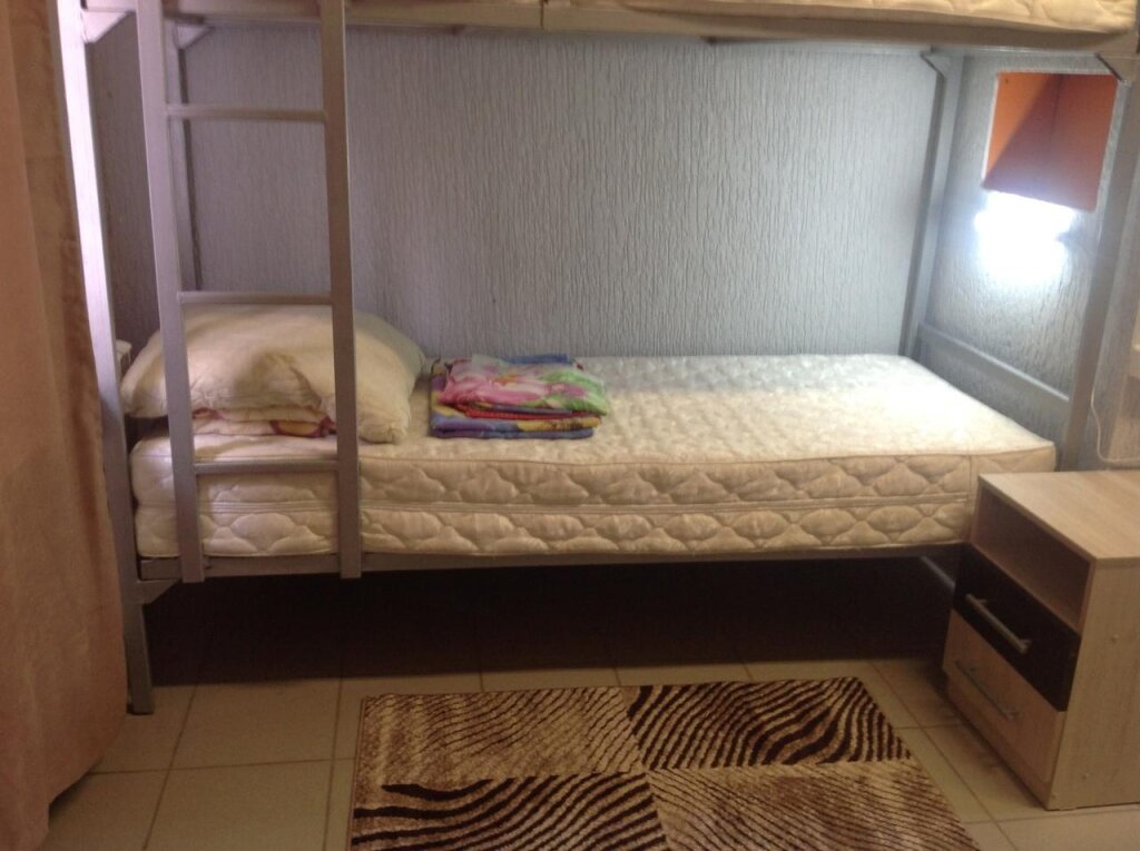 Кровать в общем номере Хостел Восток