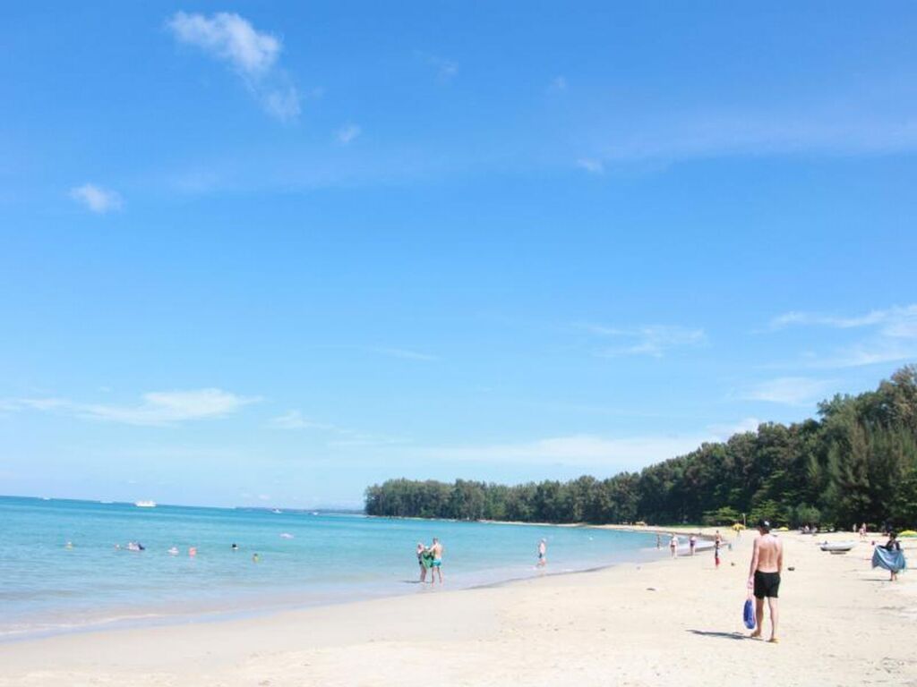 Отель наянг бич пхукет. Nai yang Beach Resort. Nai yang пляж. Пляж Наянг на Пхукете фото. Пляж Наянг на Пхукете отзыва.