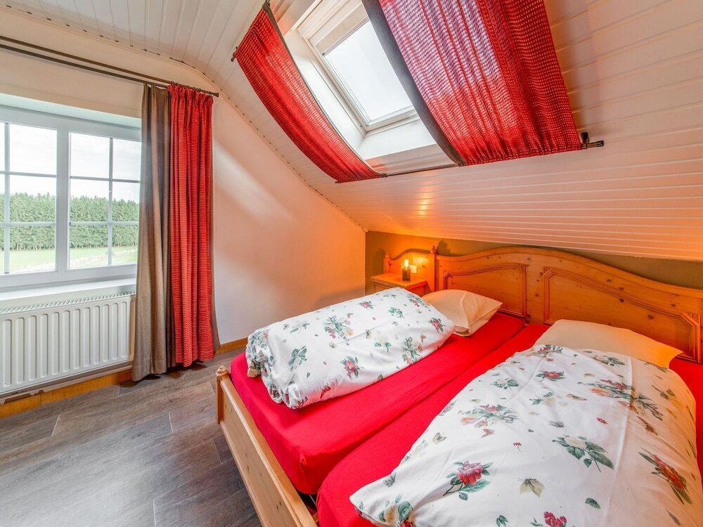 Cabaña Luxurious House With Sauna in a Farm in Bastogne