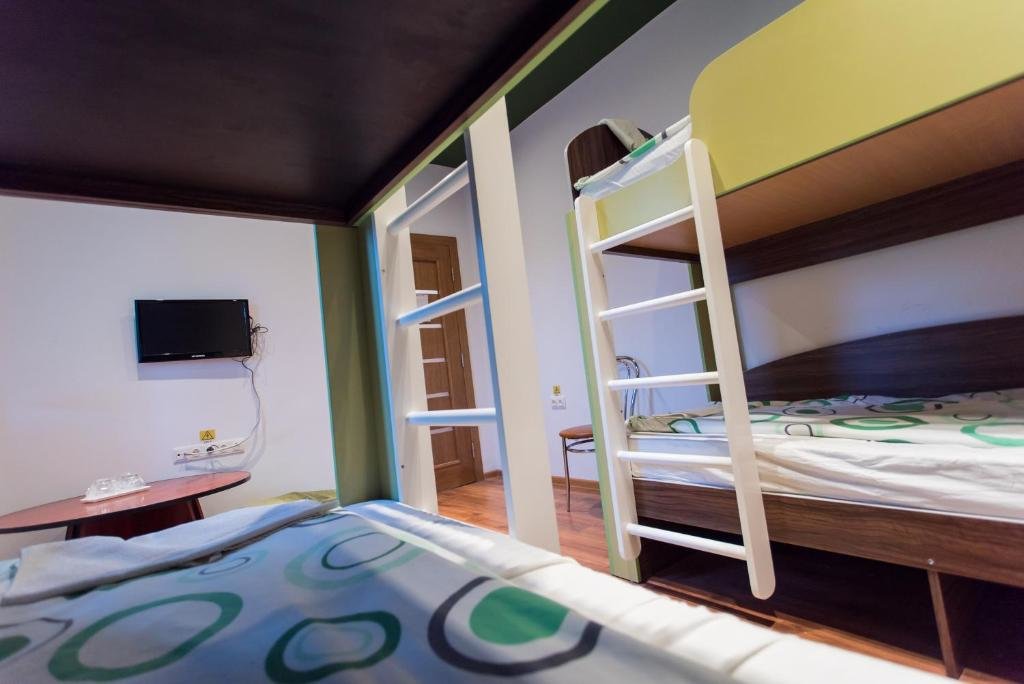 Кровать в общем номере Green Hostel