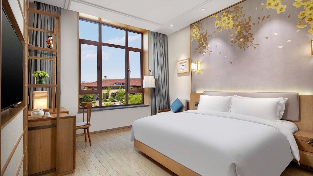 Camera Standard Holiday Inn Dalian Hot Spring, an IHG Hotel
