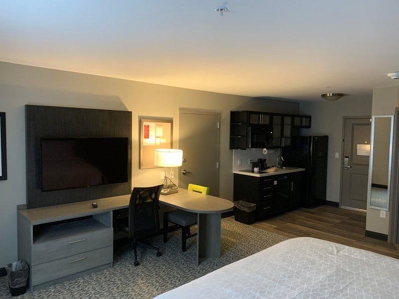 Single Suite Candlewood Suites - Lebanon, an IHG Hotel