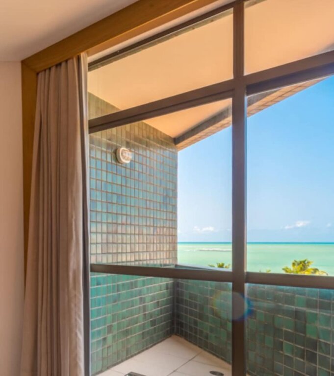 Двухместный номер Standard с балконом Ritz Lagoa da Anta Hotel & SPA