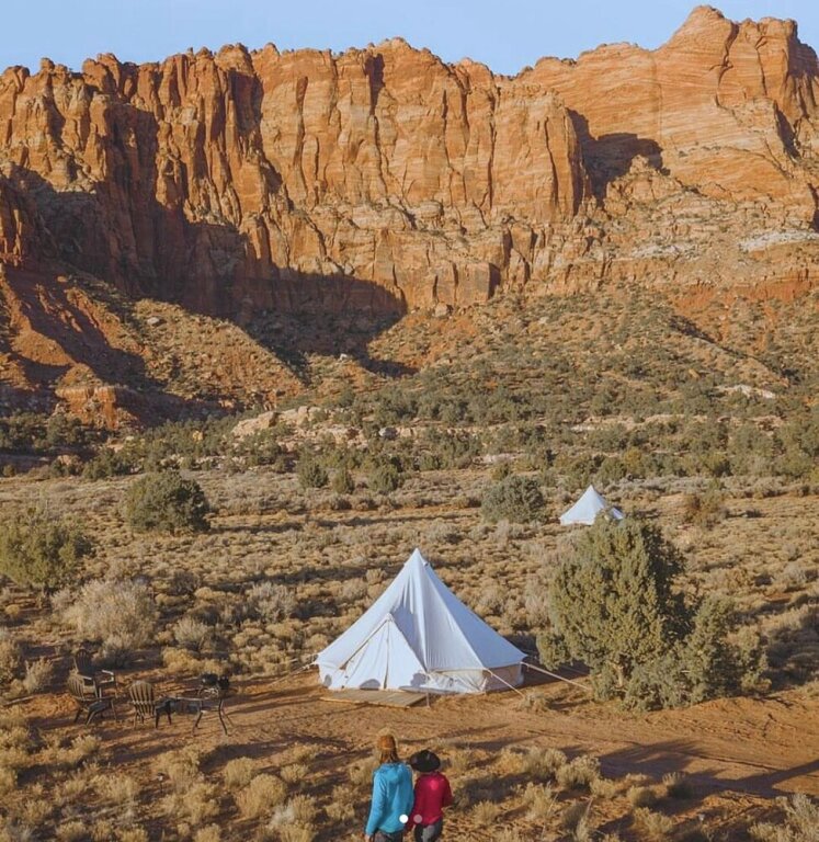 Tent with mountain view Zion Luxury Camping