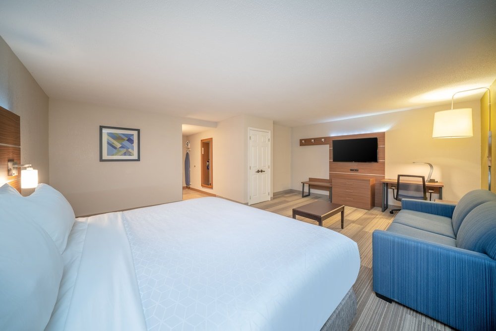 Suite doble Holiday Inn Express Prince Frederick, an IHG Hotel