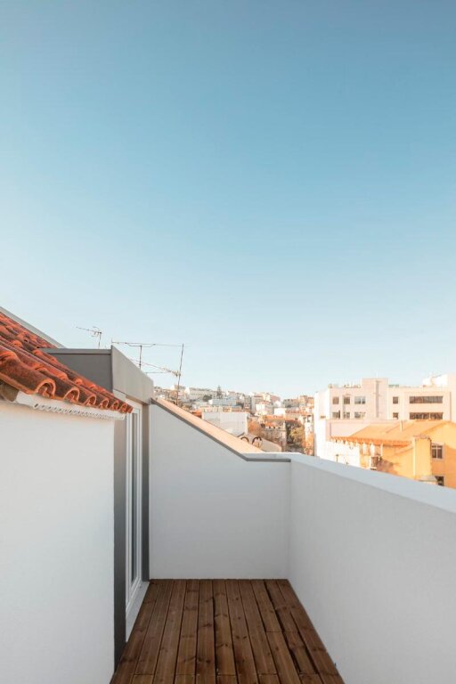 Номер Standard с балконом Lisbon Serviced Apartments - Avenida