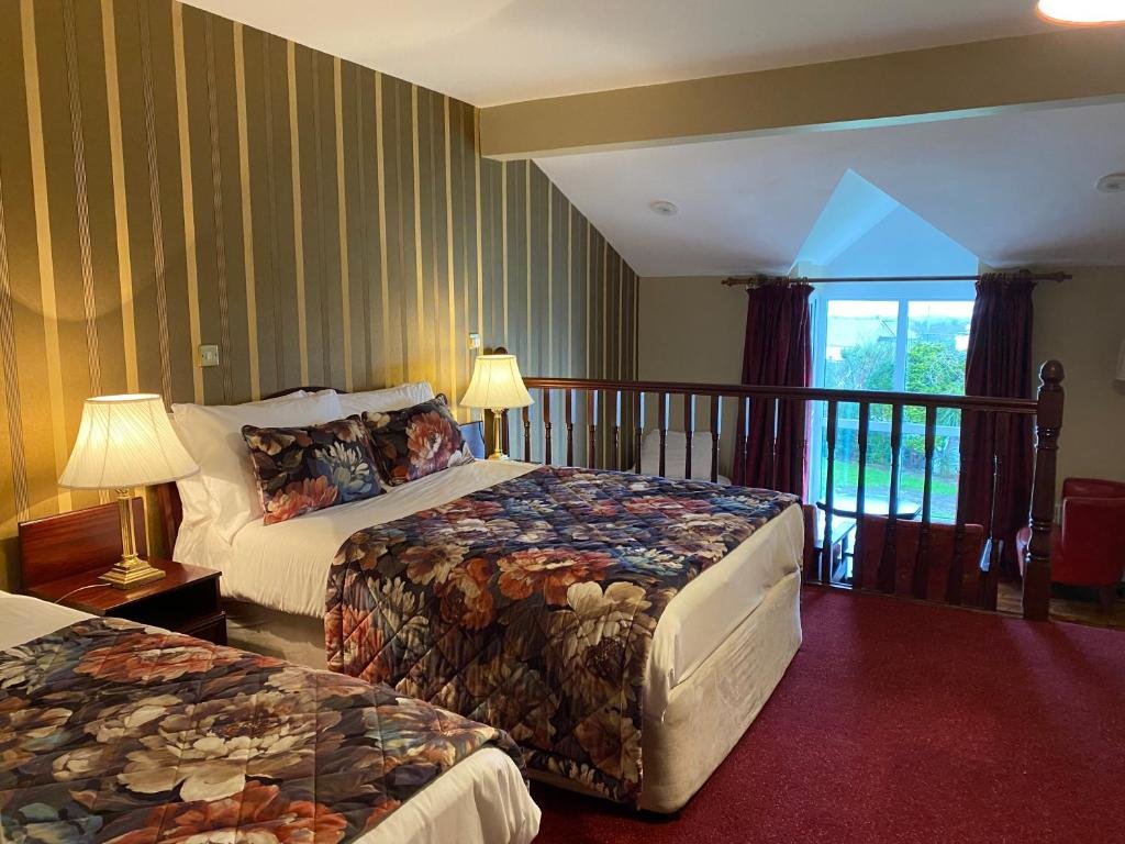 Standard Family room with sea view Towers Hotel Glenbeigh