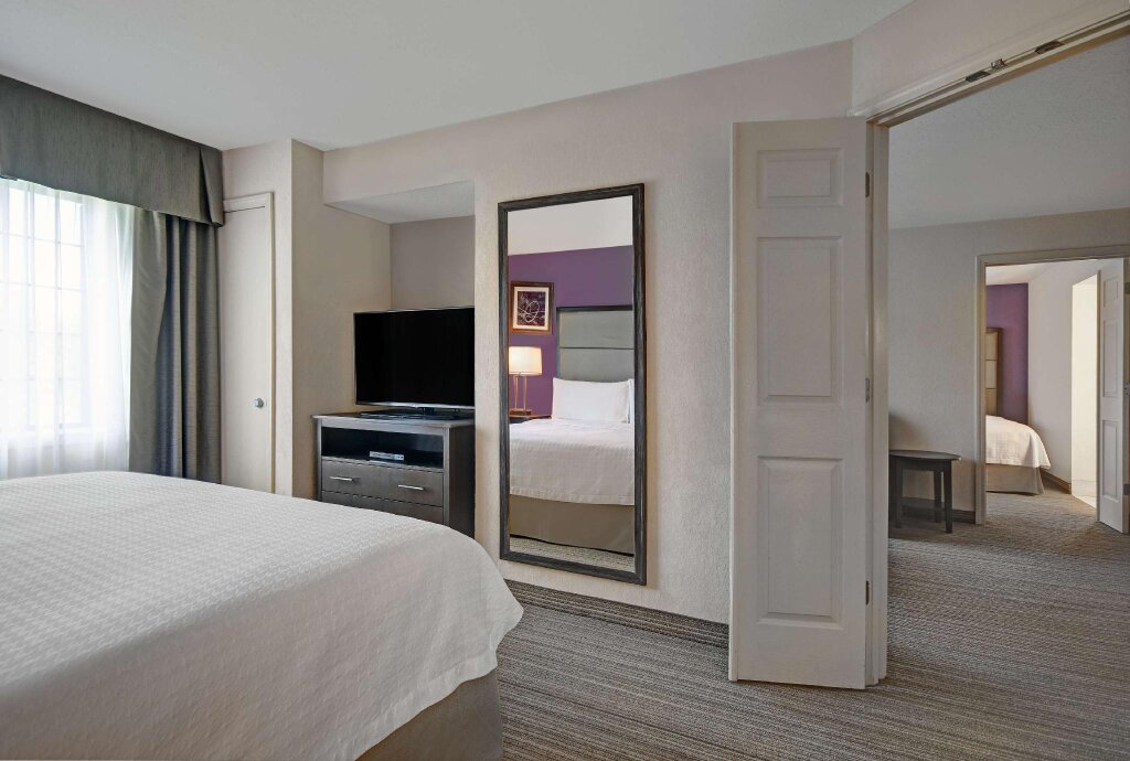 Люкс с 2 комнатами Homewood Suites by Hilton Eatontown