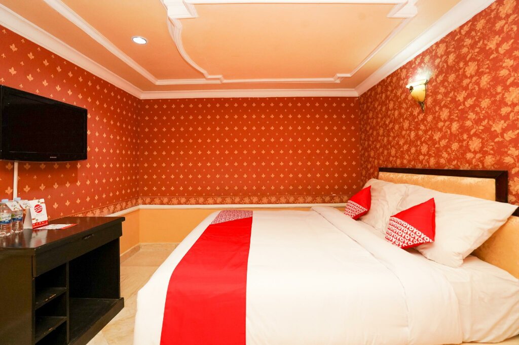 Standard room Hotel Istana Permata Dinoyo