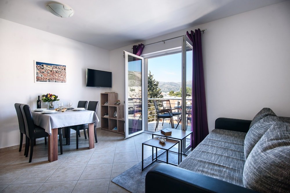 Confort suite avec balcon et Vue mer California Apartments II
