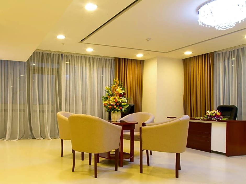 Suite Da Nang Han River Hotel