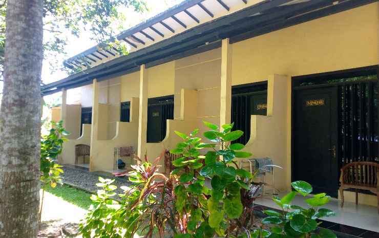 Villa Andrians Carita 2 Anyer Banten. Book hotel Villa