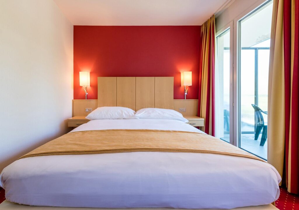 Standard Double room Grand Hôtel & Centre Thermal Yverdon-les-Bains