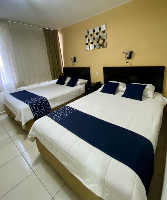 Четырёхместный номер Standard Hotel Impala de Tampico