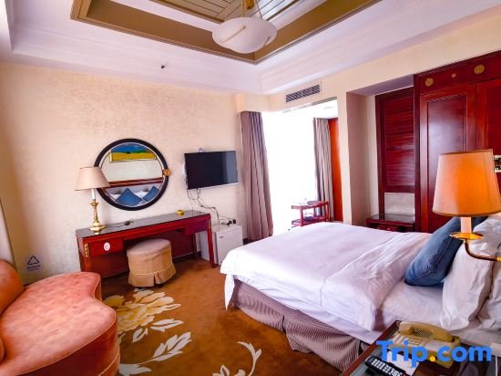 Suite familiar con balcón Hawana Resort Hotel